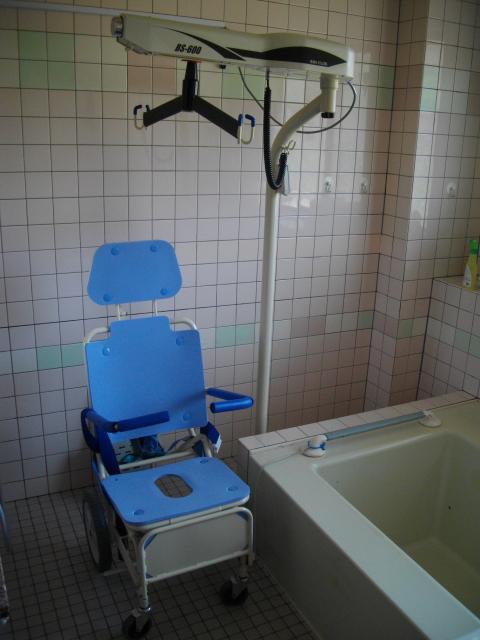 ときわ苑に 入浴電動リフトが導入されました 介護老人保健施設 小名浜ときわ苑 福島県いわき市小名浜